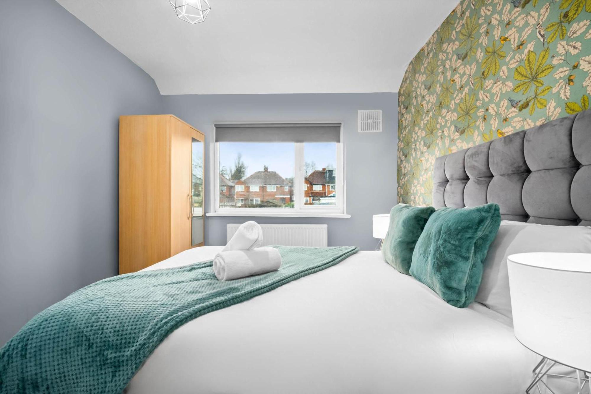 Stylish 3 Bedroom House - Parking - Garden - Great Barr - Netflix - Top Rated -121J Birmingham Extérieur photo